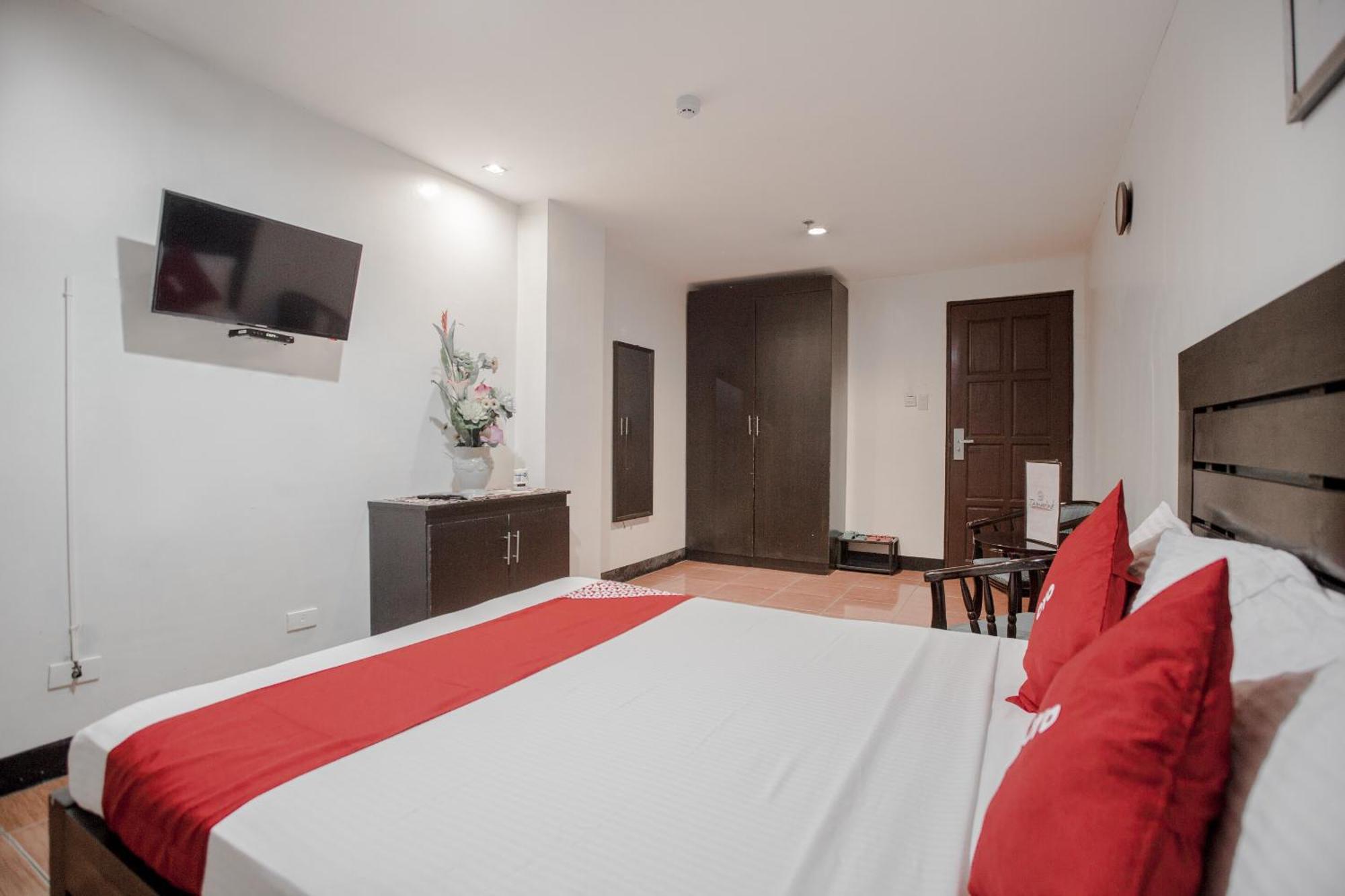 Haeinsa Condotel Кесон Сити Екстериор снимка
