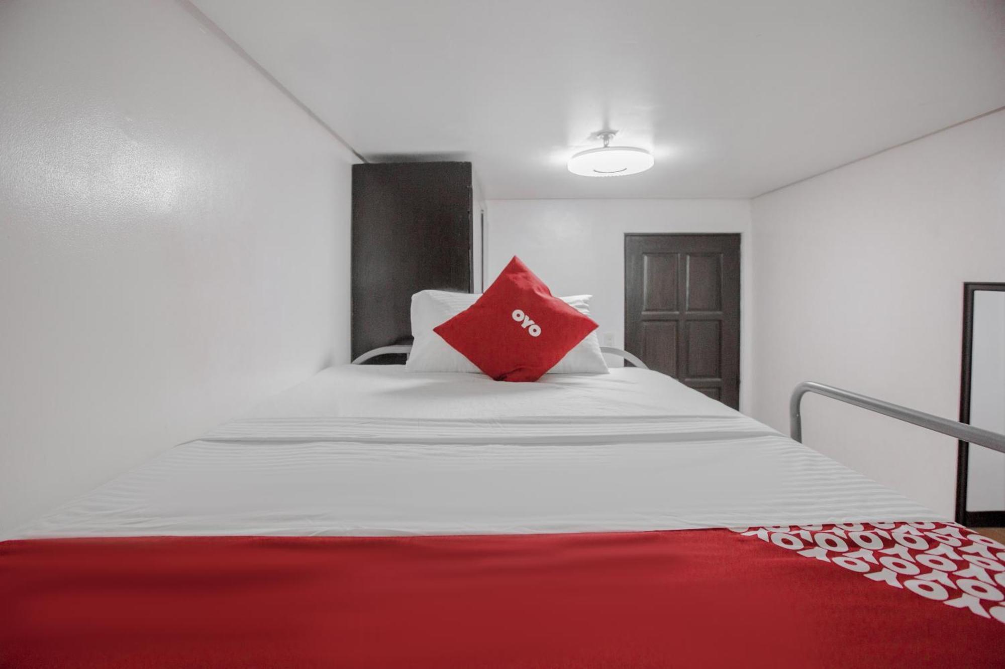 Haeinsa Condotel Кесон Сити Екстериор снимка